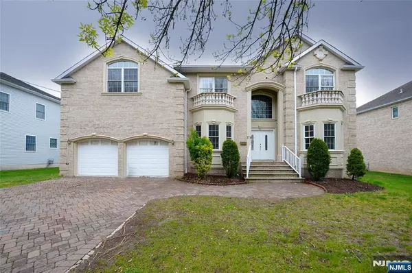 278 Idaho ST, Paramus, NJ 07652
