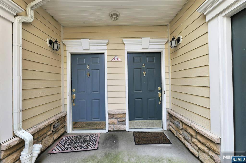 Montvale, NJ 07645,4 Sweeney CT