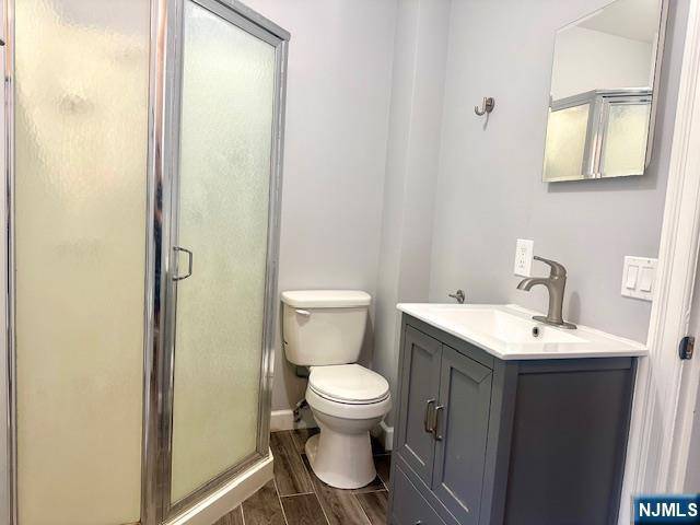 Midland Park, NJ 07432,147 Center ST #REAR
