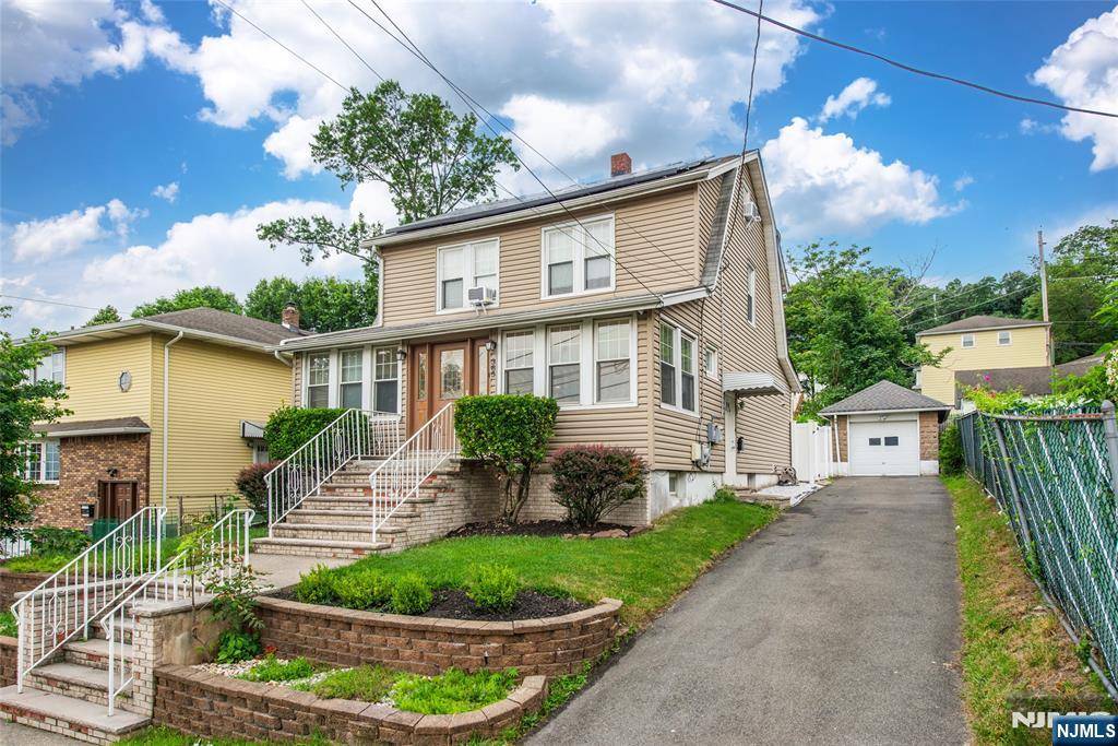 385 Southside AVE, Haledon, NJ 07508