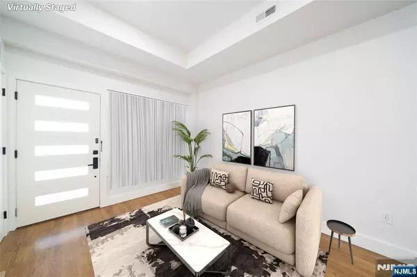 67 Virginia AVE #1, Jersey City, NJ 07304