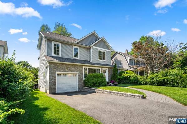 801 Bogert RD, River Edge, NJ 07661