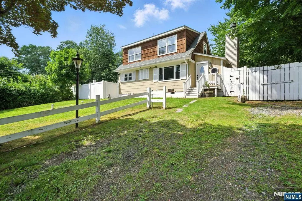 Randolph Township, NJ 07869,17 Selma BLVD