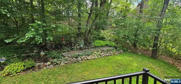 Ringwood, NJ 07456,241 Buena Vista DR