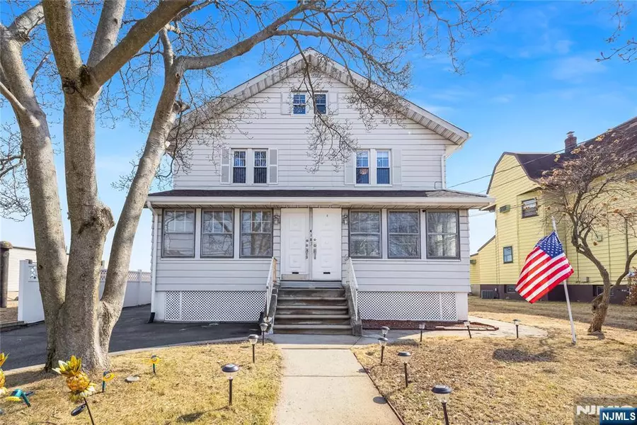 418 Stuyvesant AVE, Lyndhurst, NJ 07071