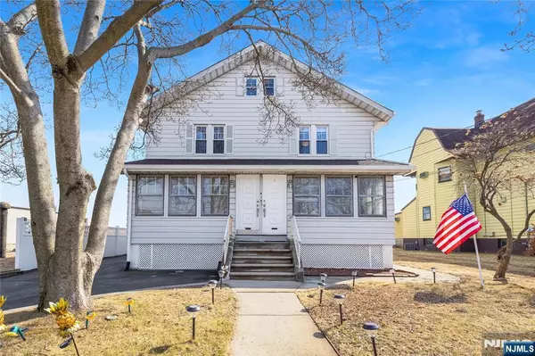 418 Stuyvesant AVE,  Lyndhurst,  NJ 07071