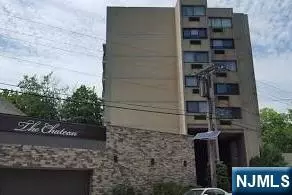 Cliffside Park, NJ 07010,555 Gorge RD #6J