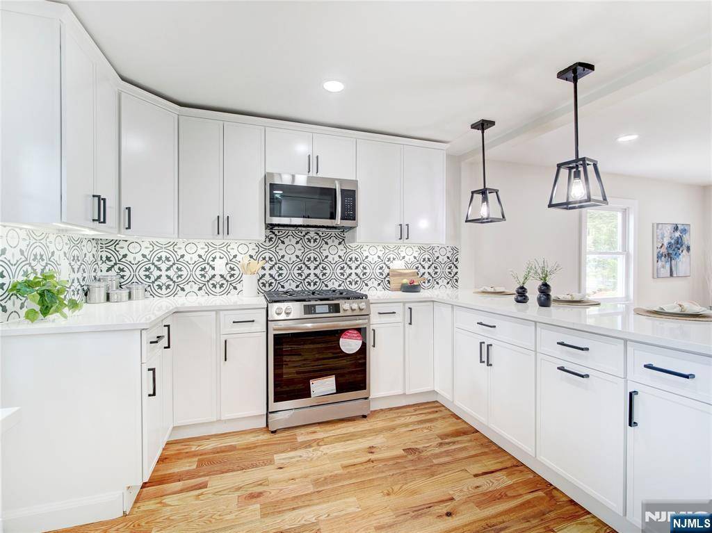 West Orange, NJ 07052,5 Terrace