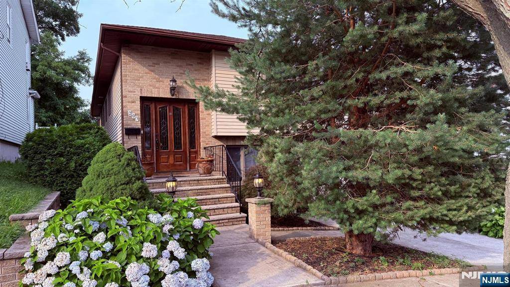 203 Summit Cross, Rutherford, NJ 07070