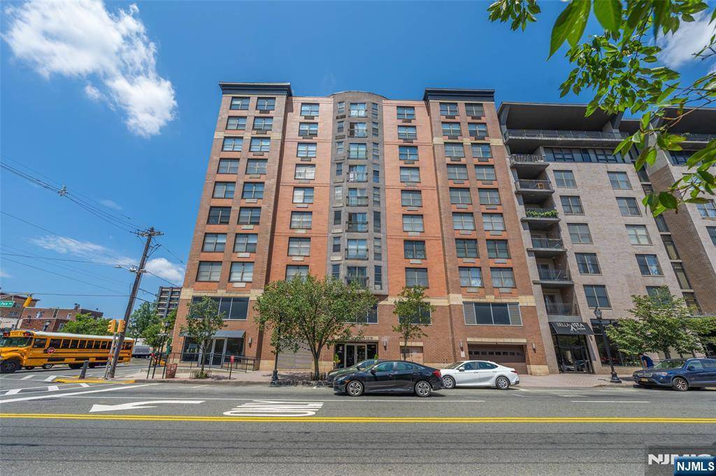 4301 Park AVE #10 H, Union City, NJ 07087