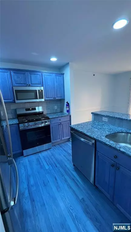 Ramsey, NJ 07446,102 Central Park PL #102