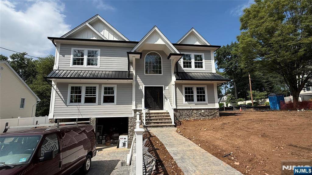 761 6th, River Edge, NJ 07661