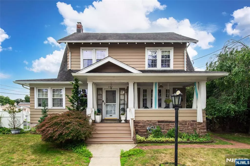 Totowa, NJ 07512,457 Totowa RD