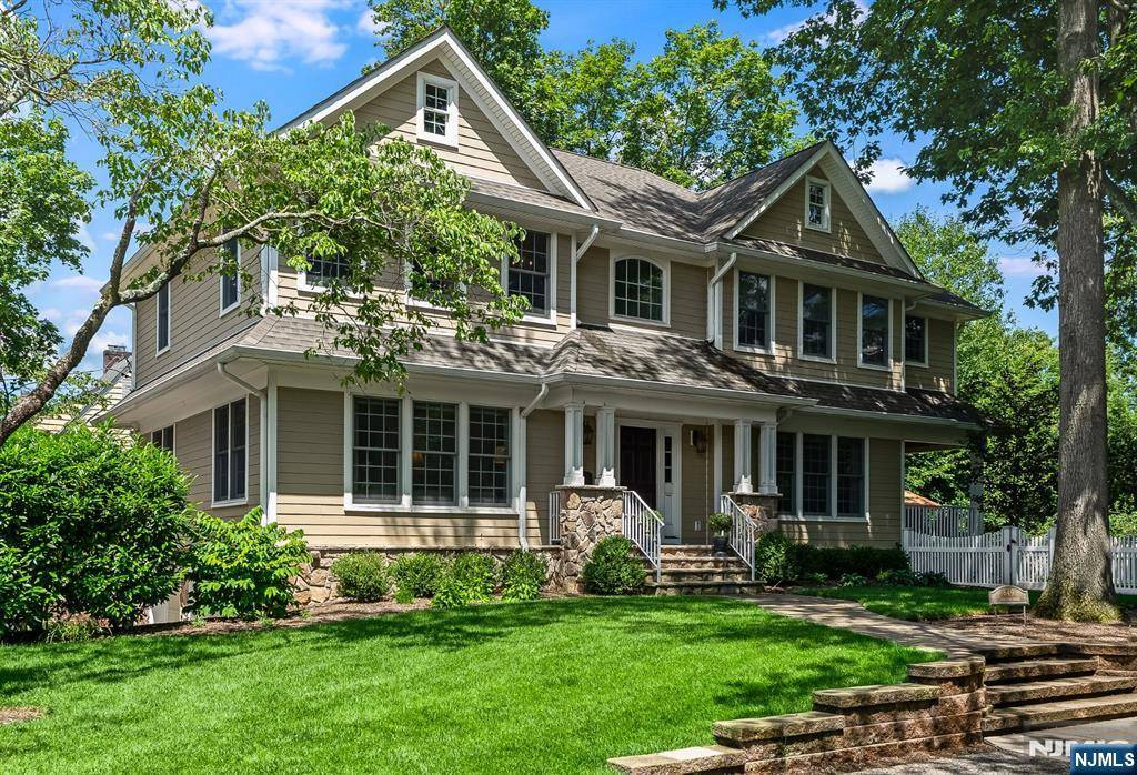 649 Shelton RD, Ridgewood, NJ 07450