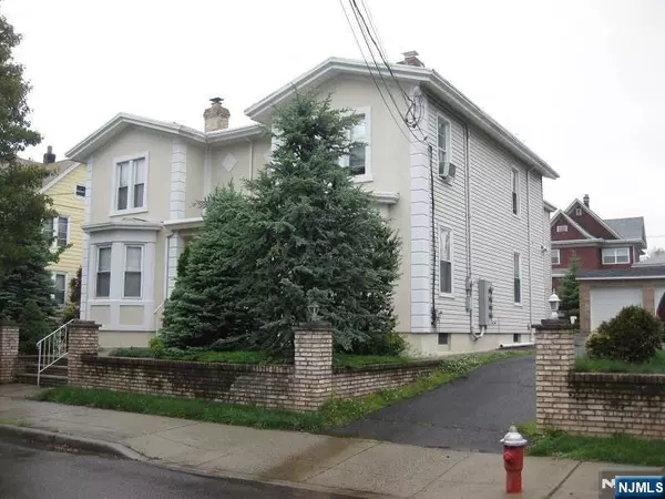 34 Spencer PL, Garfield, NJ 07026