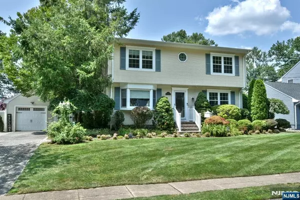 Twp Of Washington, NJ 07676,316 Colonial BLVD