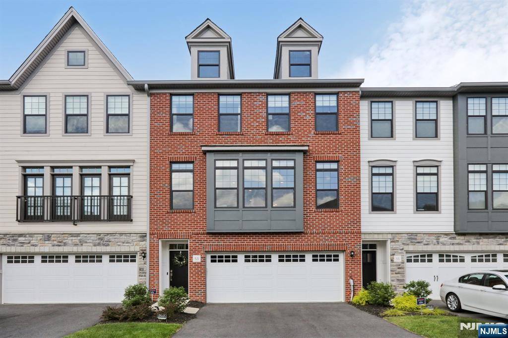 53 Cranberry LN, Montvale, NJ 07645