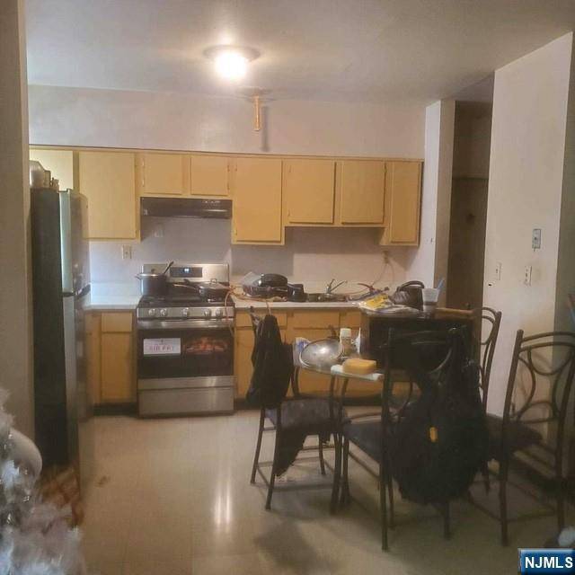 Paterson, NJ 07501,217-221 Park AVE