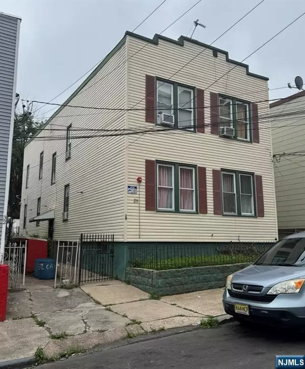 30 Camden ST, Paterson, NJ 07503