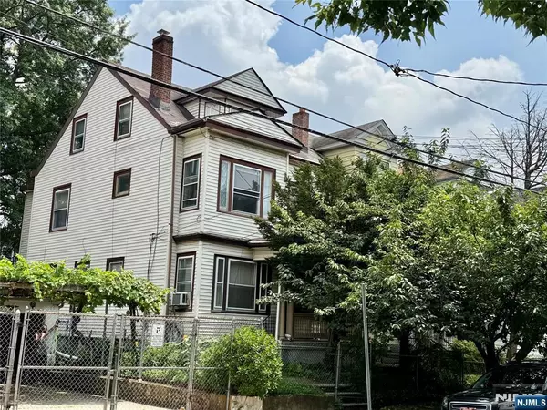 Paterson, NJ 07504,723 26th ST