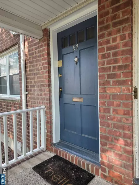 57 Clark CT #57, Rutherford, NJ 07070