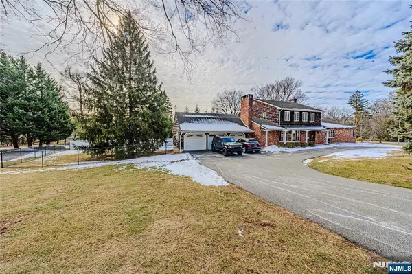 Park Ridge, NJ 07656,63 Colony AVE