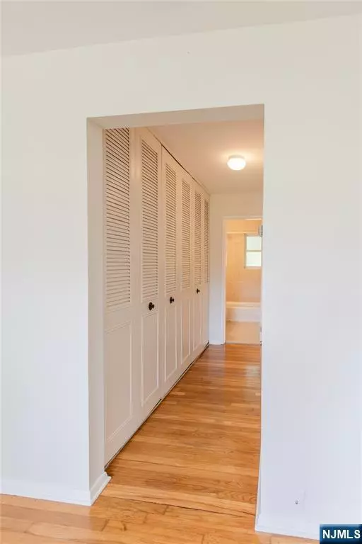 Ramsey, NJ 07446,108 Regency PARK