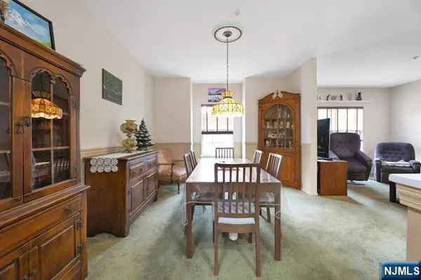 West Milford, NJ 07480,7423 Richmond RD