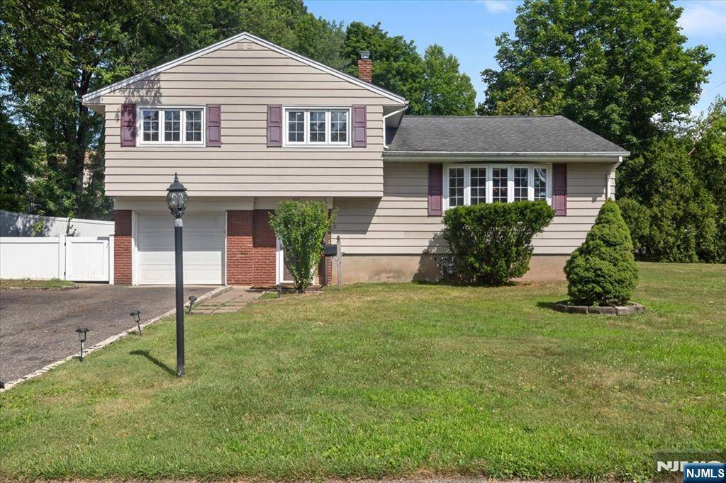 167 Middlesex AVE, Paramus, NJ 07652