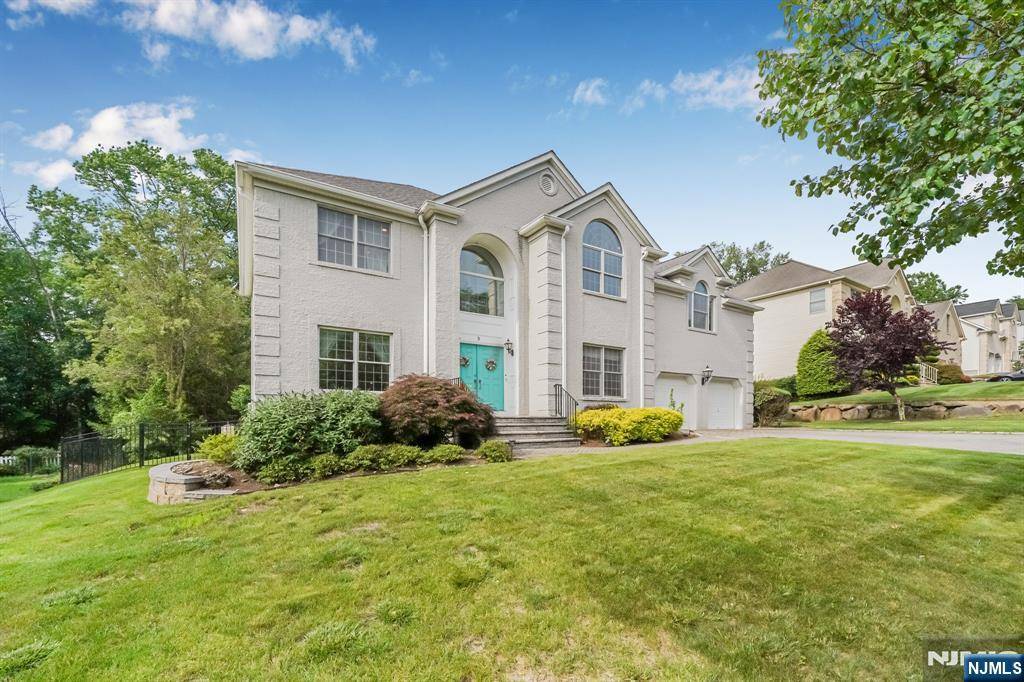 Wayne, NJ 07470,9 Apple LN