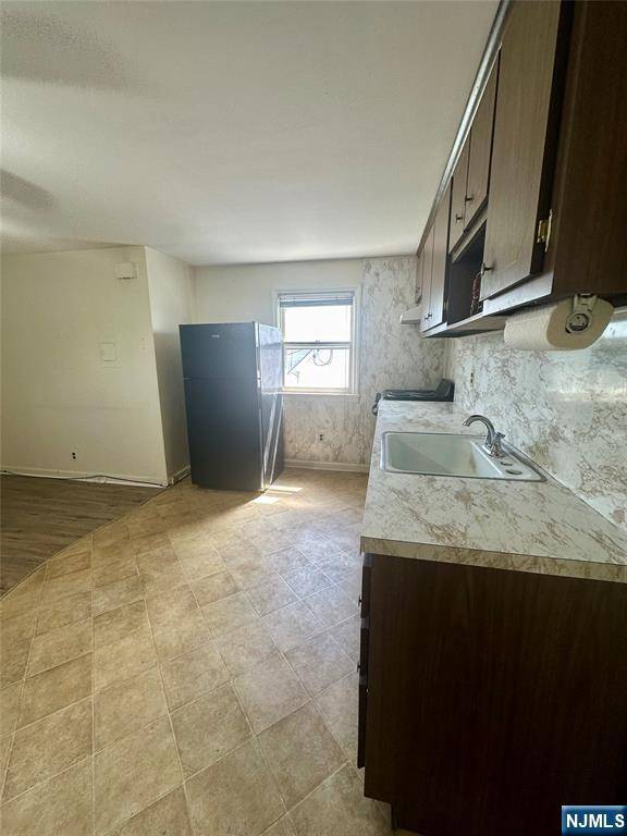 Clifton, NJ 07013,76 Dick ST #2