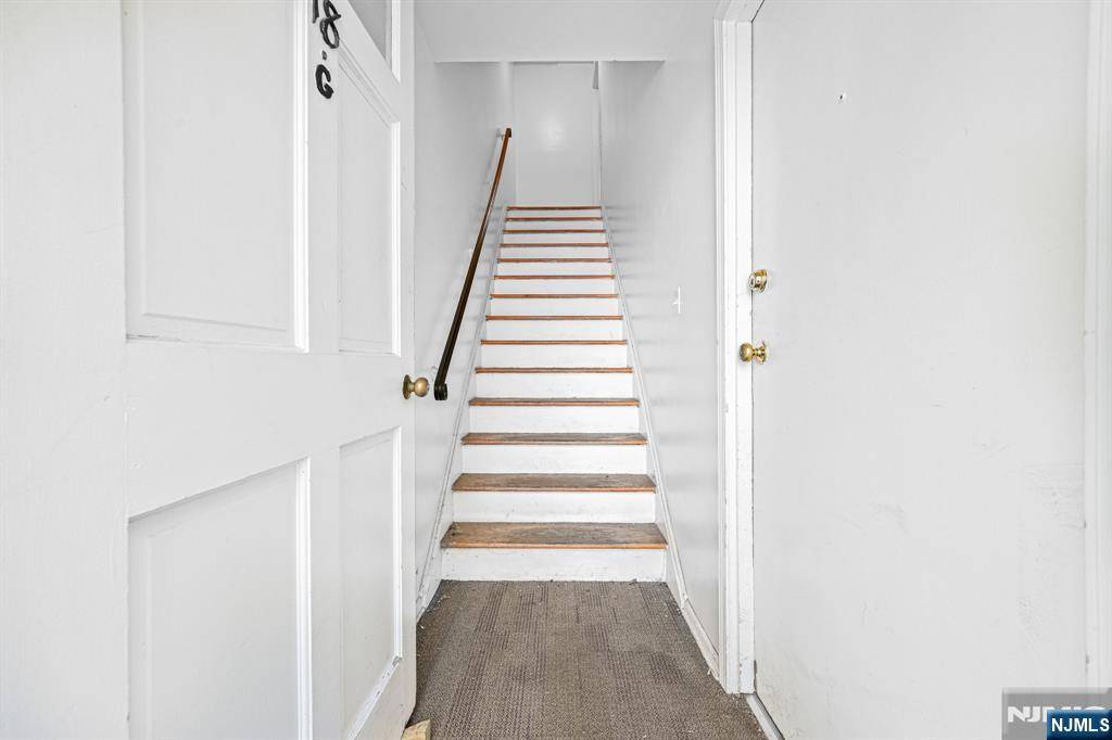 Morristown Town, NJ 07960,320 South ST #18H