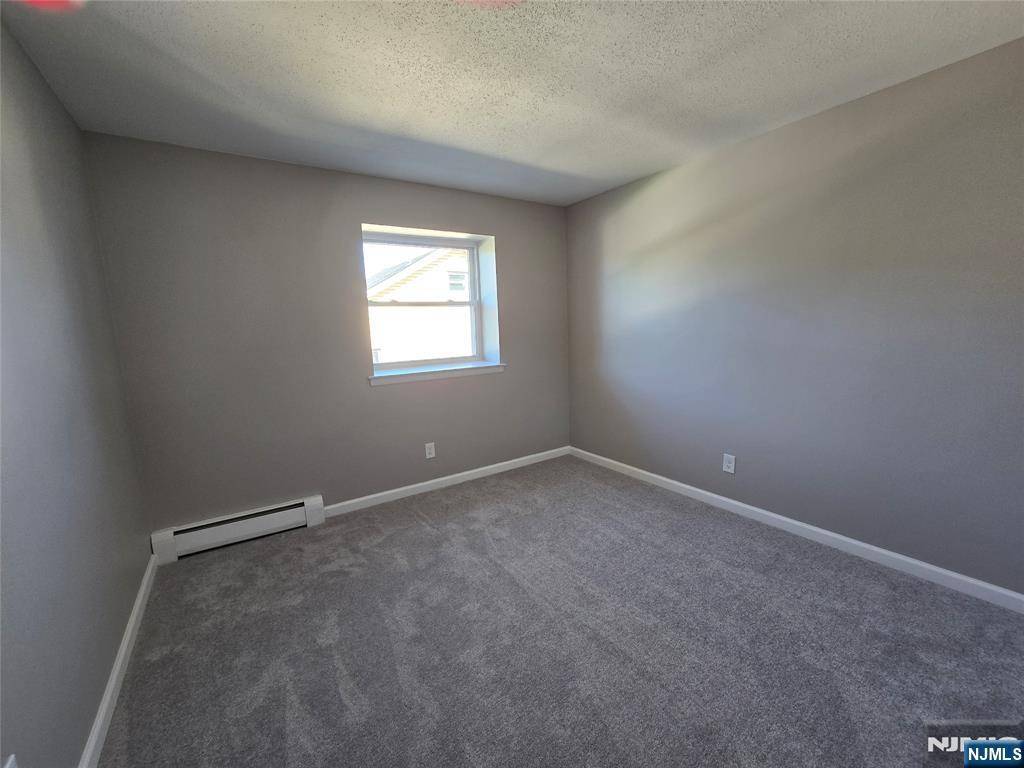 Hackensack, NJ 07601,75 Sussex ST #4A