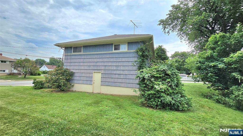 Clifton, NJ 07013,65 Dalewood