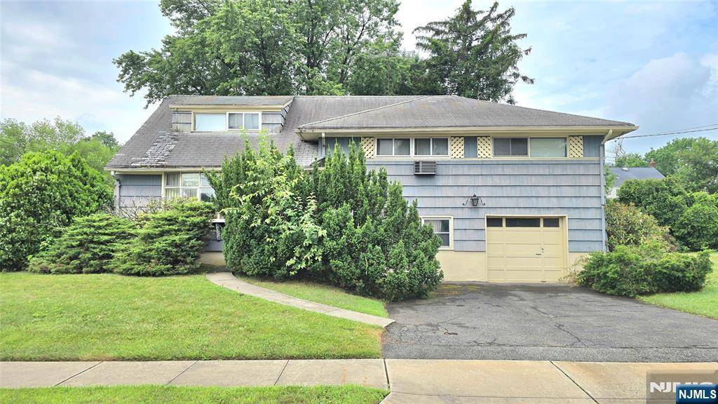 65 Dalewood, Clifton, NJ 07013