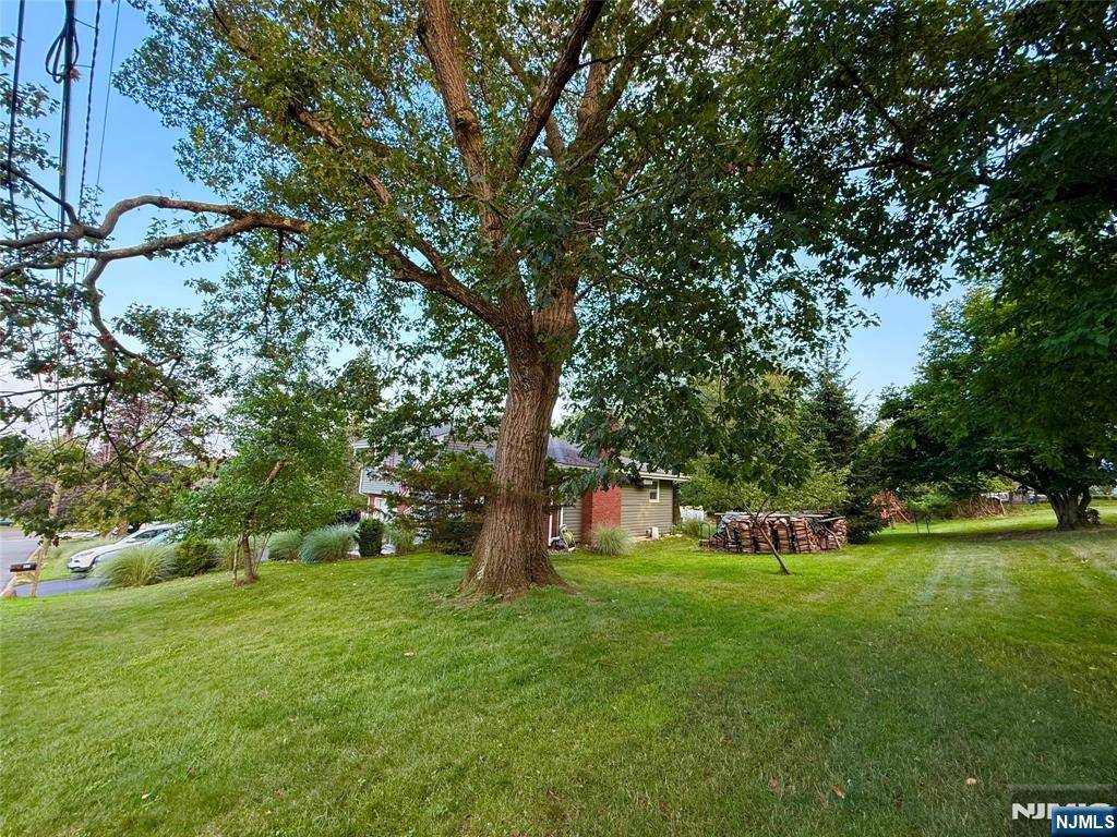 North Haledon, NJ 07508,156 Dorothy DR