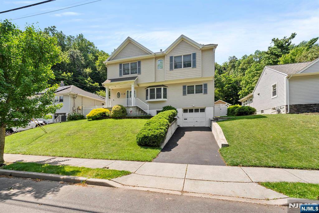 Clifton, NJ 07013,75 Thomas ST