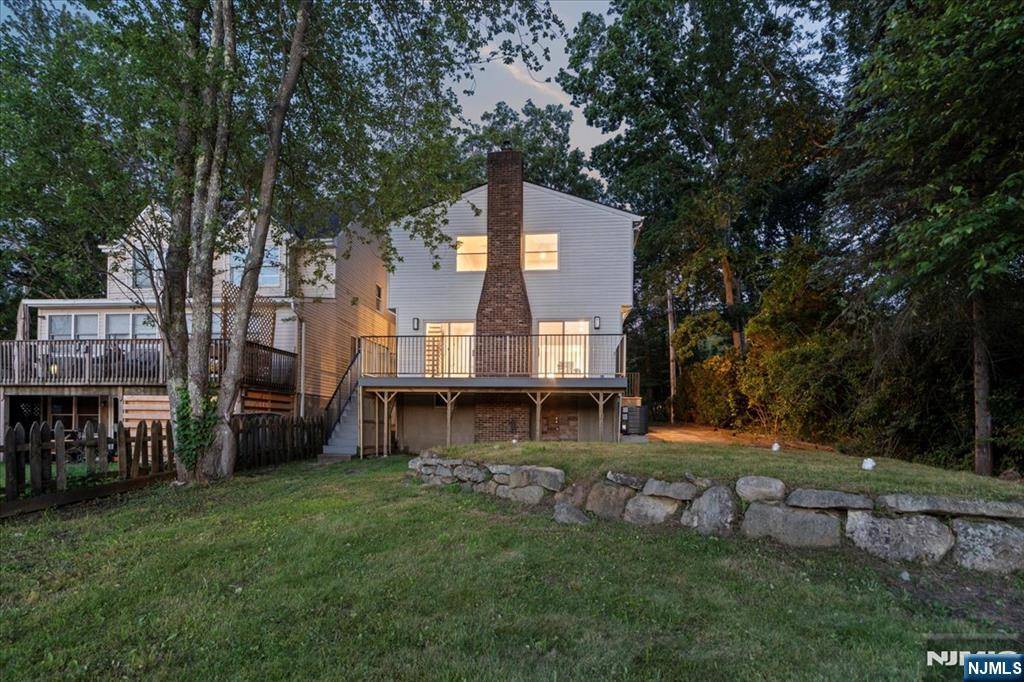 West Milford, NJ 07421,13 Landing RD