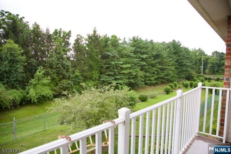 18 Donna, East Hanover Twp, NJ 07936
