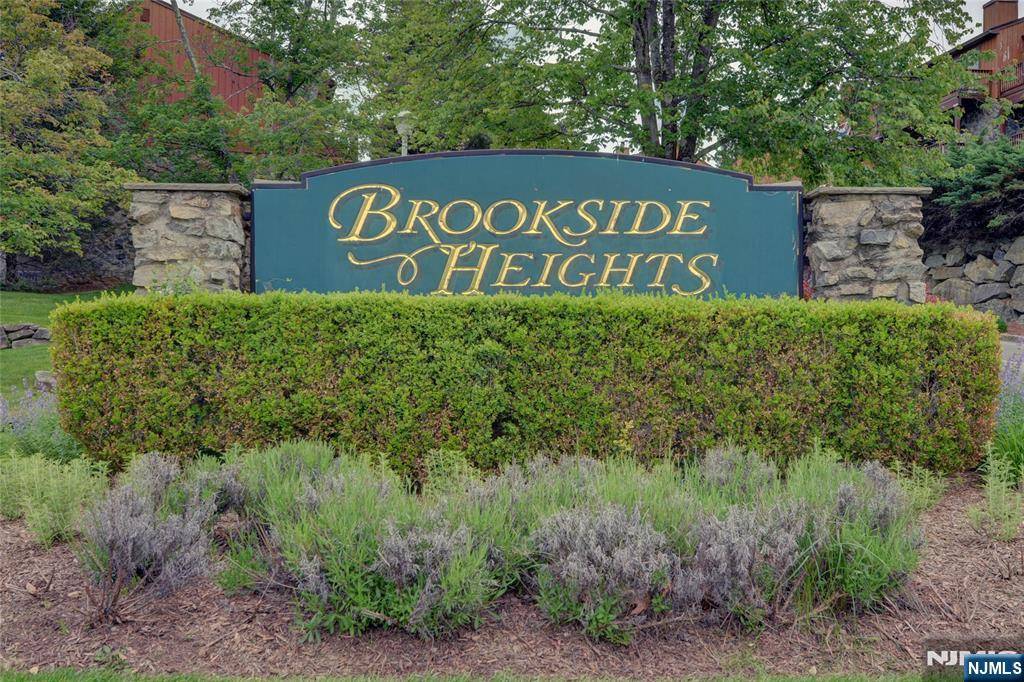Wanaque, NJ 07465,11H Brookside HTS
