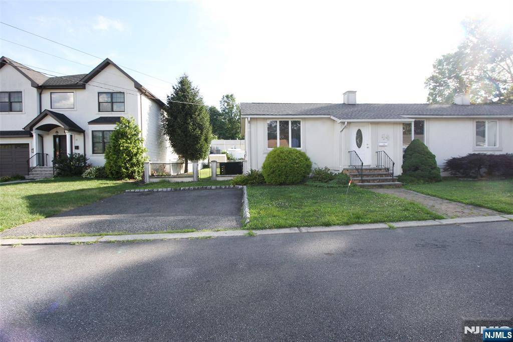 Clifton, NJ 07013,12/14 Stuyvesant CT #14