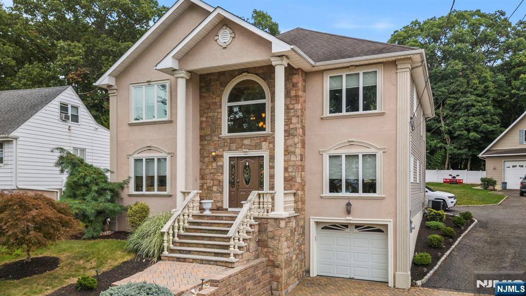 142 Highview DR, Woodland Park, NJ 07424