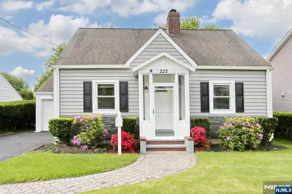 222 Woodland RD, New Milford, NJ 07646