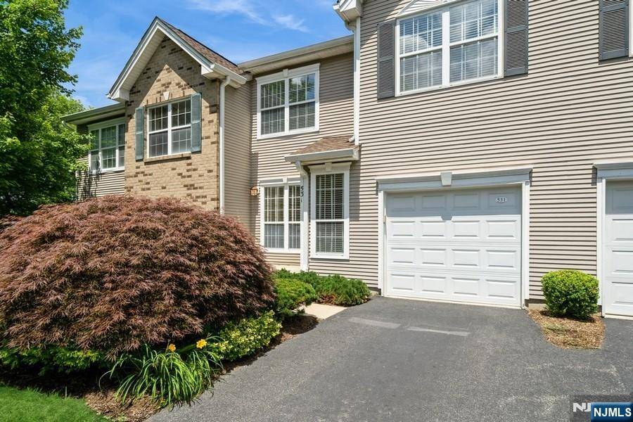 531 Cascade CT, Mahwah, NJ 07430