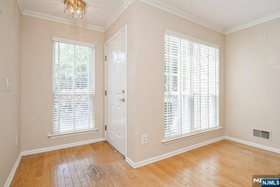 Mahwah, NJ 07430,531 Cascade CT