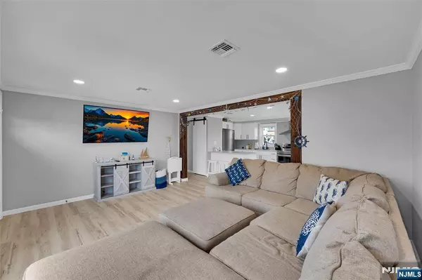 Brick, NJ 08723,8 Navarra DR