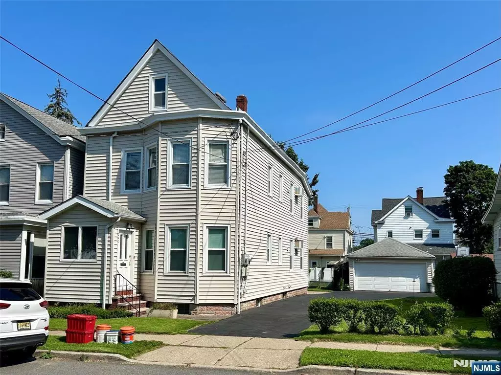 Clifton, NJ 07011,240 1st ST