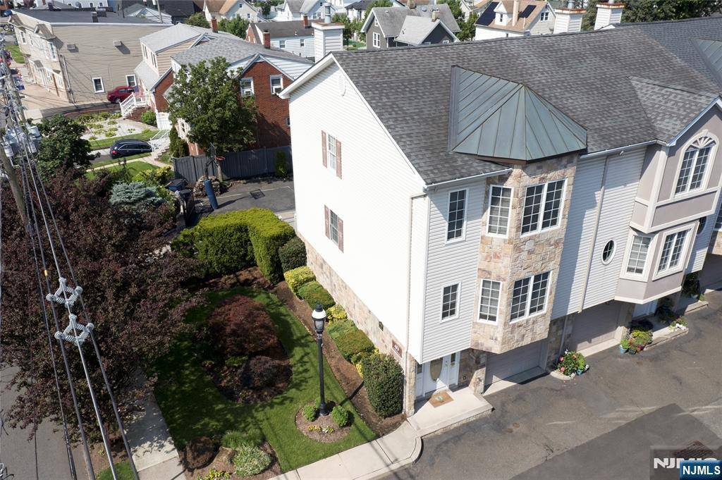 Lyndhurst, NJ 07071,49 Stuyvesant AVE #9