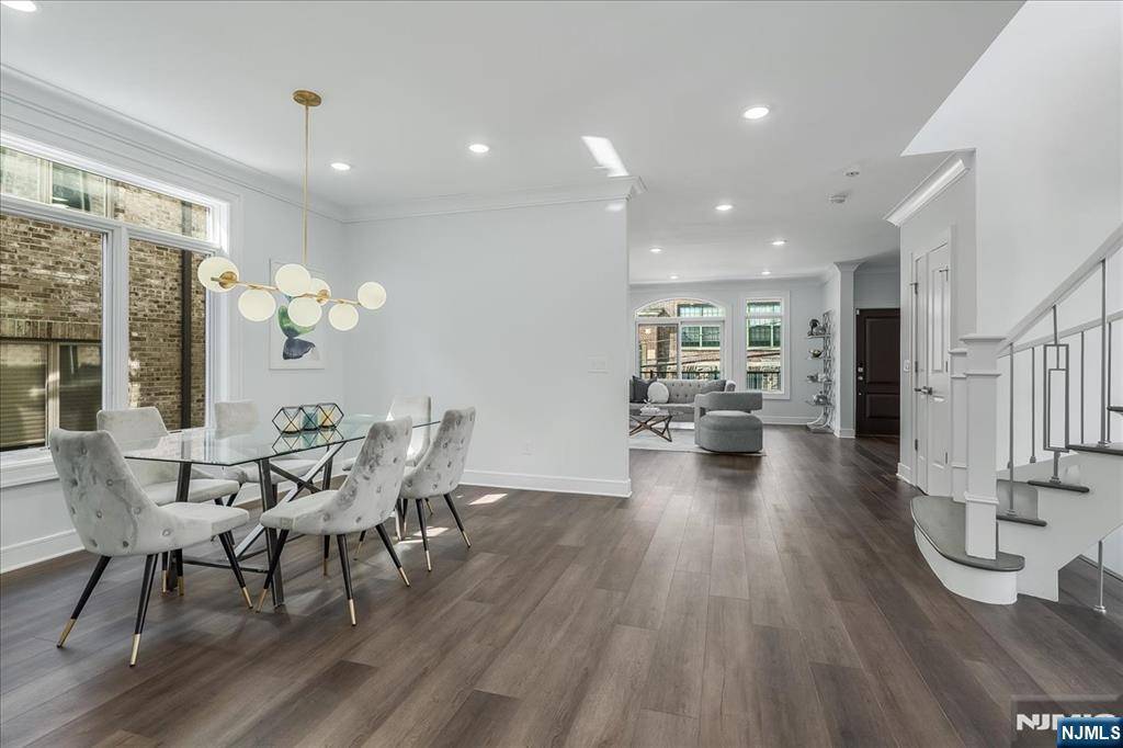 Edgewater, NJ 07020,37 Winterburn PL