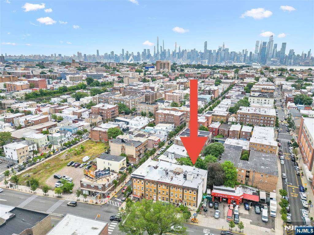 2608 Kennedy BLVD #1, Union City, NJ 07087
